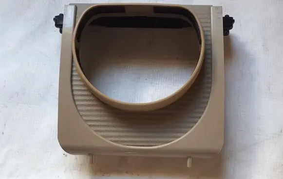 Steering wheel column trim