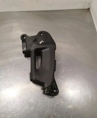 Rear door interior handle