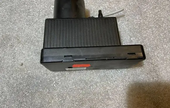 Mercedes-Benz E W211 Central locking vacuum pump 2038000048 A2038000048
