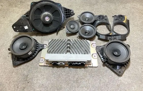 Volvo EX30 Audio system kit 80023821 P6608209315 V512042