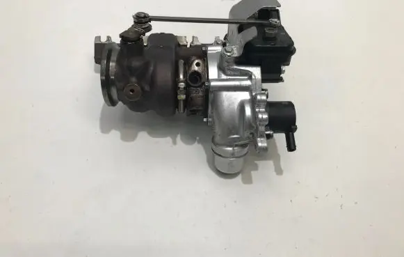 Nissan Qashqai J12 Turbo 144101912R