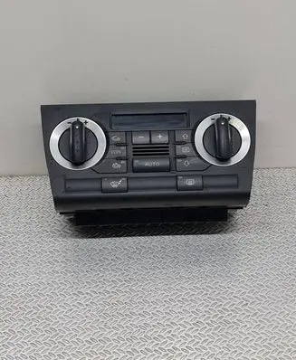 Audi A3 S3 8P Climate control unit 8P0820043F 412206018013