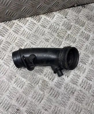 Audi A4 S4 B5 8D Intercooler hose/pipe 058133357A