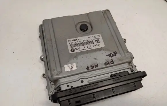 BMW 5 F10 F11 Engine control unit/module 8511385 13618511385 13618510643