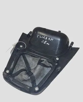 Hyundai Tucson JM Gear shifter surround trim plastic 846512E000
