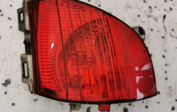 Peugeot 2008 I Rear bumper light 168309