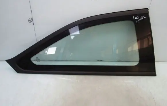 Hyundai i20 (GB IB) Front triangle window/glass 17R