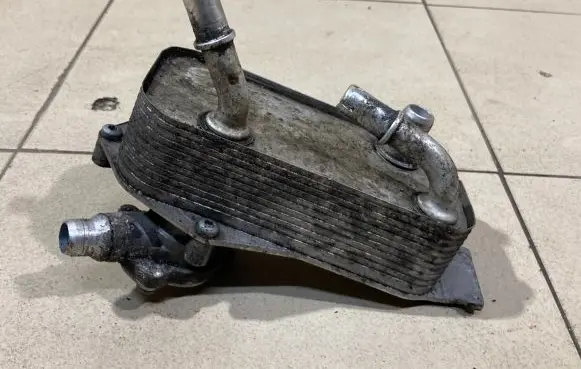 BMW 3 E92 E93 Gearbox / Transmission oil cooler 7521064