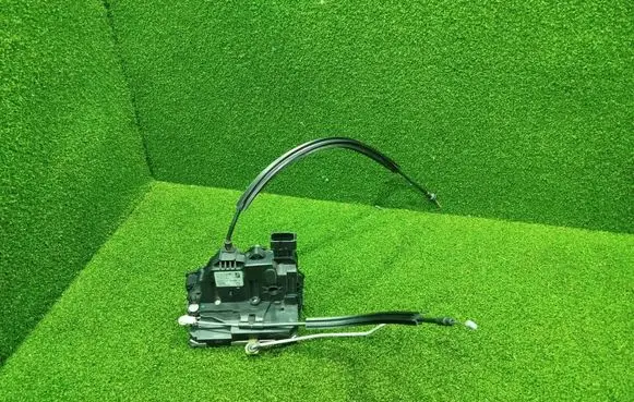 Front door lock
