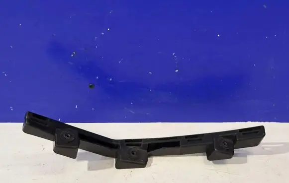 Volvo V40 Rear bumper mounting bracket 31290590