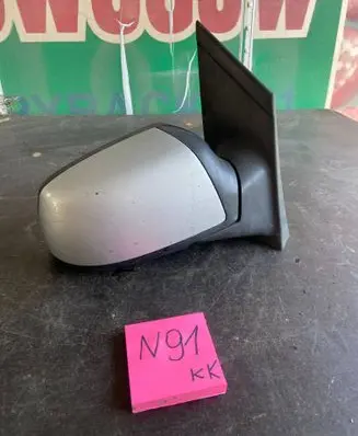 Ford Focus Front door electric wing mirror E9024292