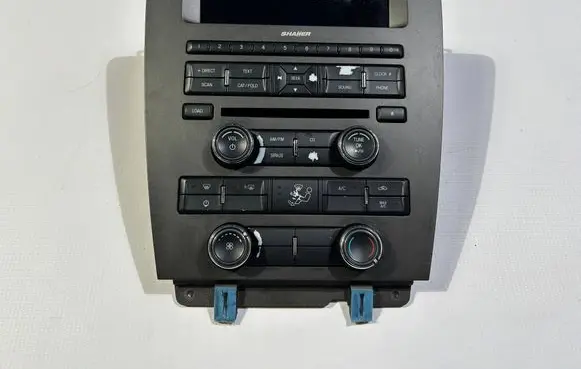 Ford Mustang V Climate control/heater control trim 87542889