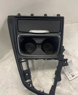 Cup holder front