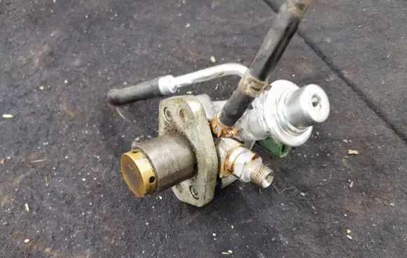 Lexus GS 300 350 430 450H Idle control valve (regulator) 