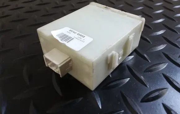Toyota Avensis T250 Door central lock control unit/module 8974105050 73667112