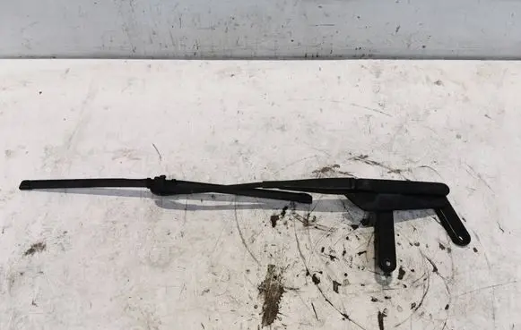 Volkswagen Touareg I Front wiper blade arm 7L5955408