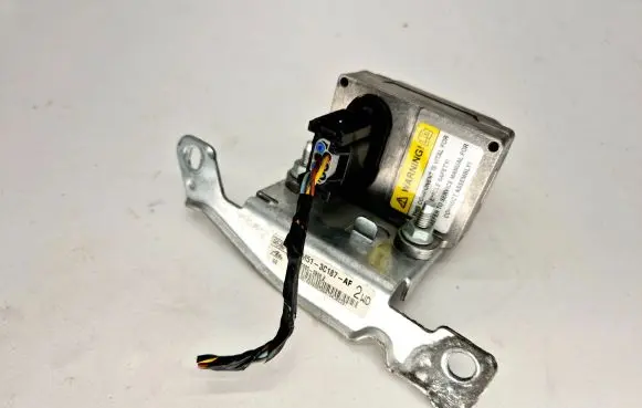 Volvo V50 ESP acceleration yaw rate sensor 3M5T14B296AB 10098501044