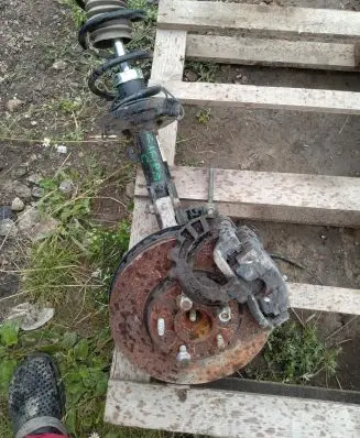 Opel Zafira C Front shock absorber/damper 13473994