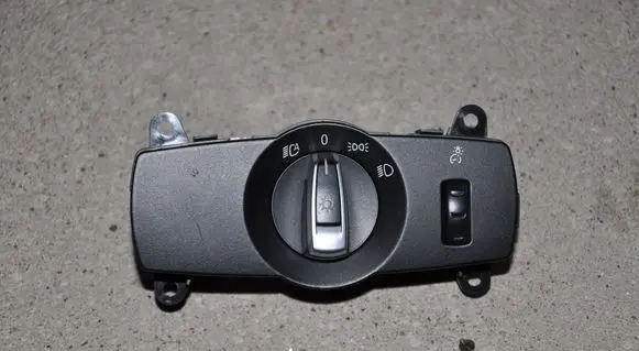 BMW 5 F10 F11 Light switch 9204068