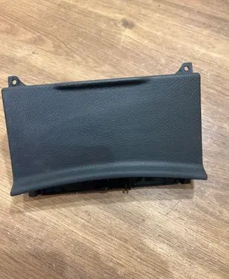 Mercedes-Benz S W221 Ashtray (front) A2216801552