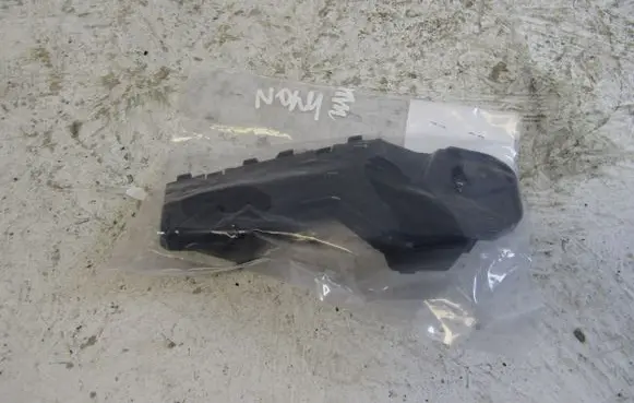 Mazda CX-3 Front bumper mounting bracket D24H500U1C
