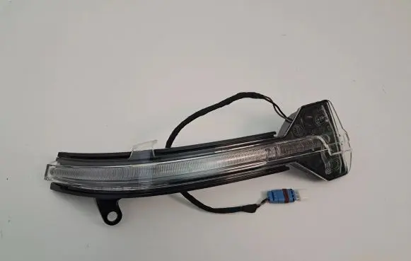 BMW 5 F10 F11 Mirror indicator light F0169102
