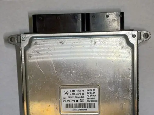 Mercedes-Benz C W204 Engine control unit/module A6461502072 A0054461840