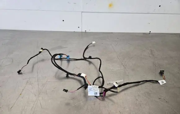 Mercedes-Benz GLC C253 Front door wiring loom A2055400292