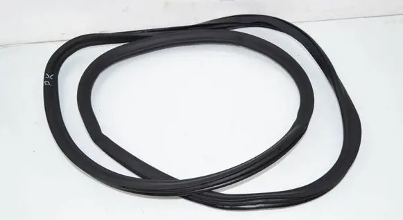 BMW 5 G30 G31 G38 Front door rubber seal 7468731 51727468731