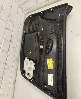 Renault Laguna III Front door card panel trim 809019021R FM68427J 1920326