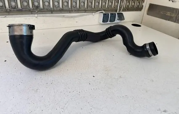 Renault Master III Intercooler hose/pipe 144605593R