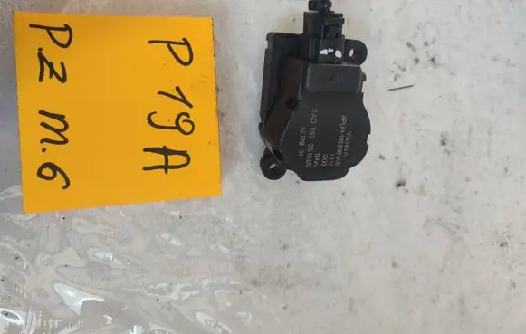 Mazda 6 Air flap motor/actuator 4PUH19E616AB
