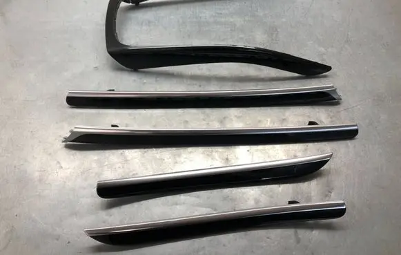 Audi A5 8T 8F Front door trim (molding) A58T