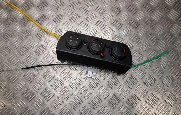 Dacia Sandero Climate control unit 275004395R