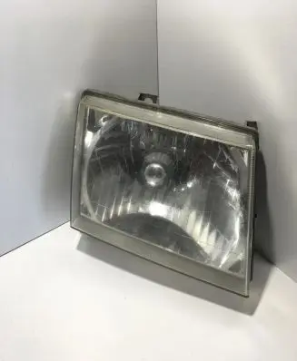 Ford Ranger Headlight/headlamp 11016302