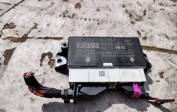 Volkswagen Golf VII Parking PDC control unit/module 5Q0919298F
