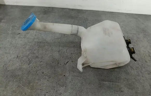 Honda Jazz Windshield washer fluid reservoir/tank MITSUBA