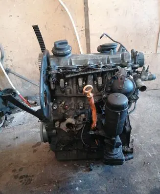 Volkswagen New Beetle Engine 038103373E