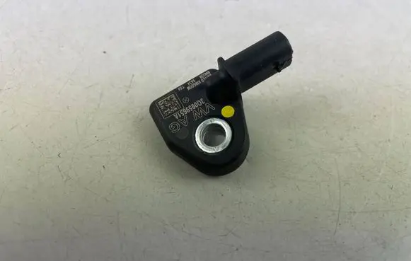 Volkswagen T-Roc Airbag deployment crash/impact sensor 3Q0959651A