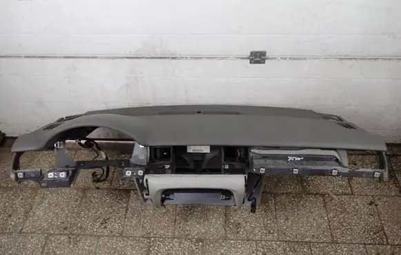 Audi A8 S8 D3 4E Dashboard 
