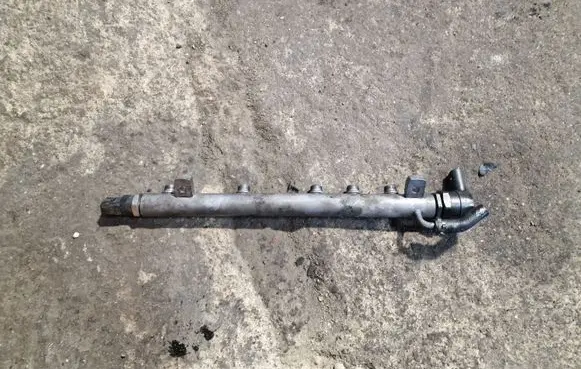 Mercedes-Benz A W169 Fuel main line pipe