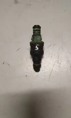 BMW 5 E39 Fuel injector 0280150415 RAM274567