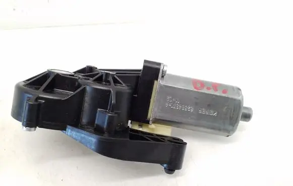 Mercedes-Benz C W204 Seat adjustment motor 0390203367