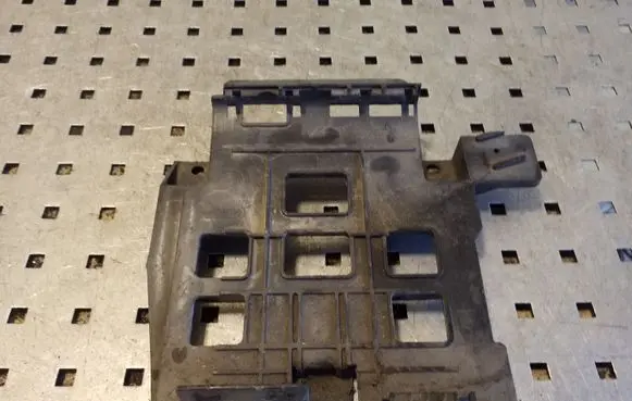 Volkswagen PASSAT B7 Other engine bay part 3AA906507A