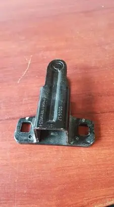 BMW X5 E53 Tailgate lock loop/hook striker 8408956