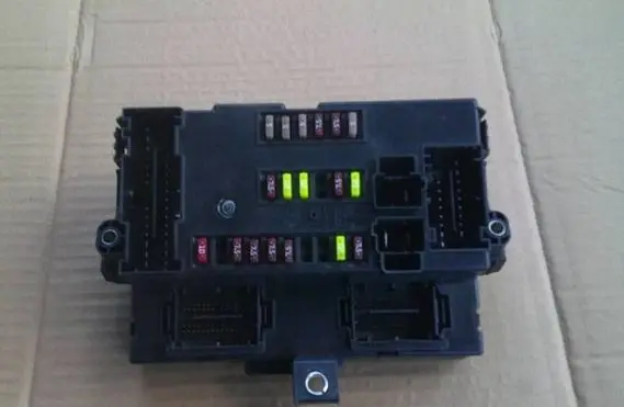 Citroen Jumper Fuse box set 46860567 Y503441730108