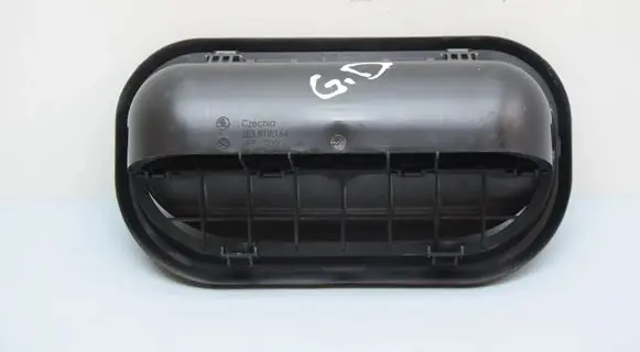 Skoda Octavia Mk4 Quarter panel pressure vent 5E3819164 6R0819465C