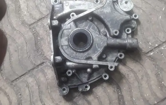 Citroen C6 Oil pump 4R806600AO 4R806600A0