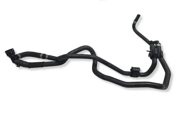 Volvo XC90 Coolant pipe/hose 