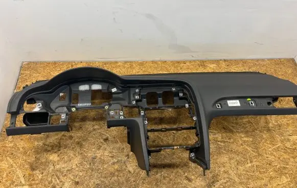 Audi A6 S6 C6 4F Dashboard 4F1858041 10019248